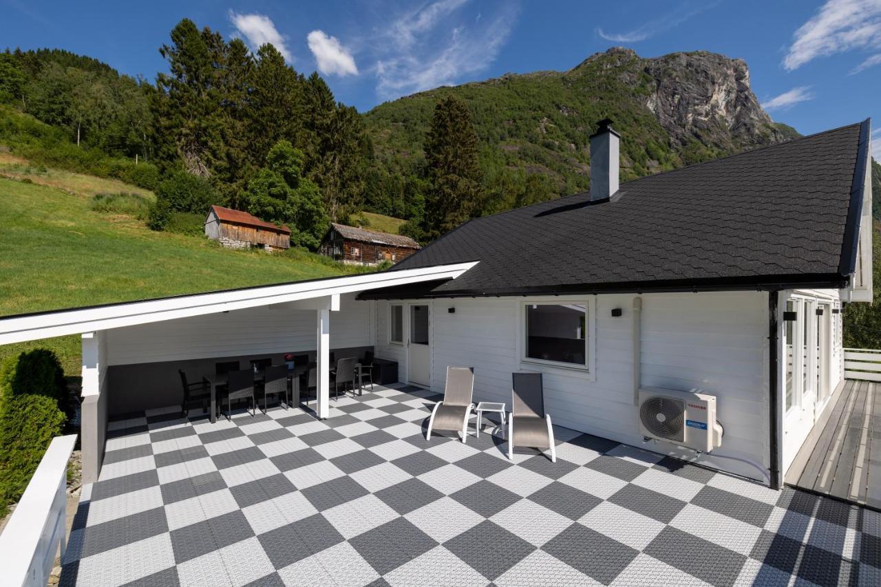Flotunet - Jornhuset Stryn Bagian luar foto